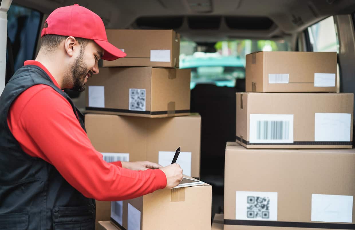 bpost, DHL, DPD en UPS: welke pakjesdienst past bij jouw bedrijf?